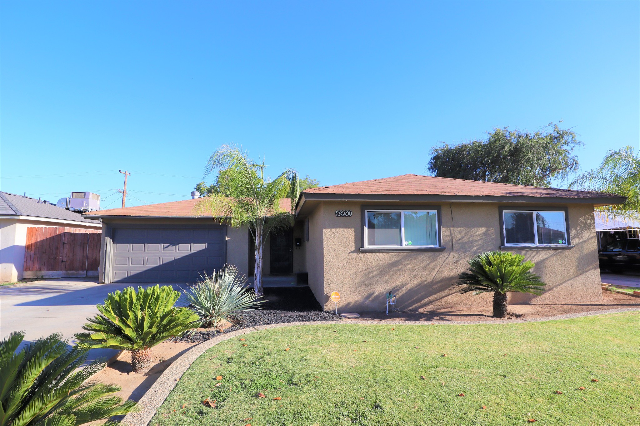 4930 E Weathermaker Ave, Fresno, CA 93727-1957, Fresno
