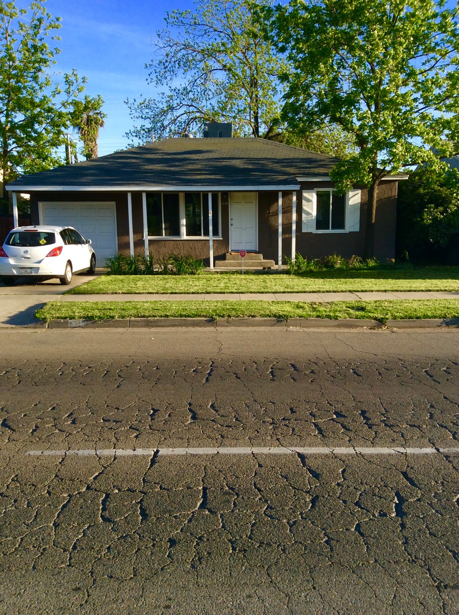 1318 Shields Avenue East, Fresno